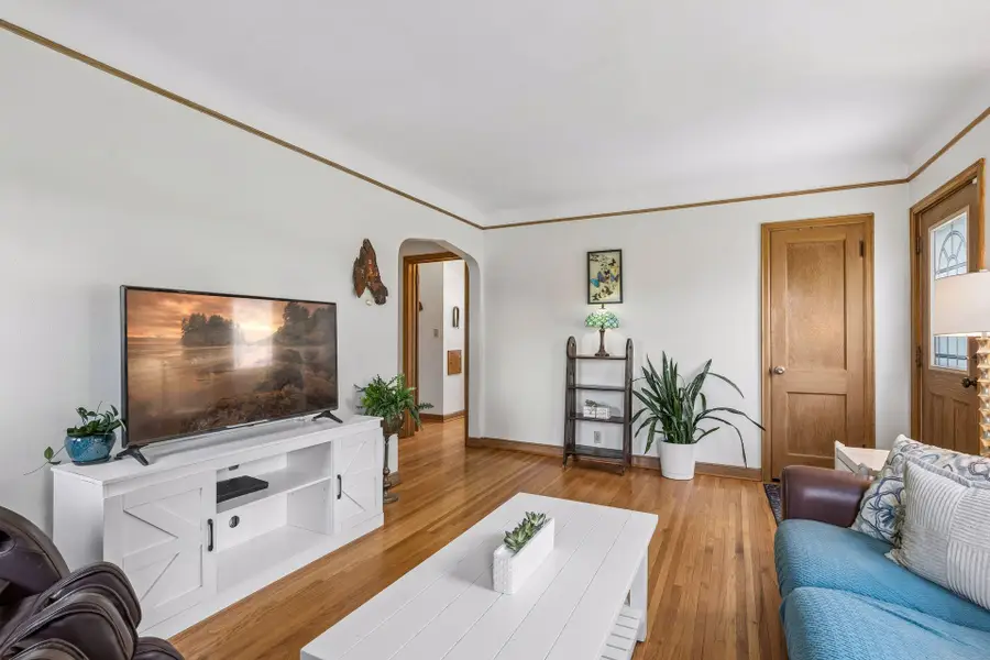 3301 Brownlow Avenue, Saint Louis Park, MN 55426 - #2