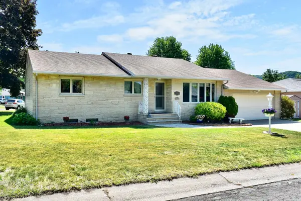 308 Emherst Street, Winona, MN 55987