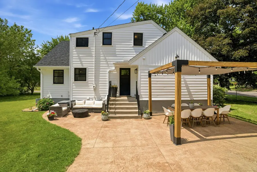 8401 15th Avenue S, Bloomington, MN 55425 - #2