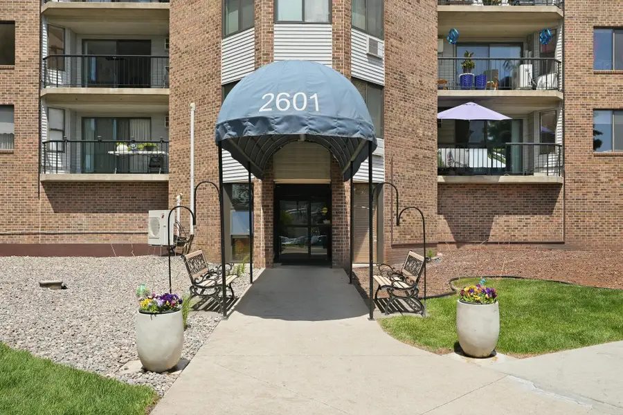 2601 Kenzie Terrace #231, Saint Anthony, MN 55418 - #3
