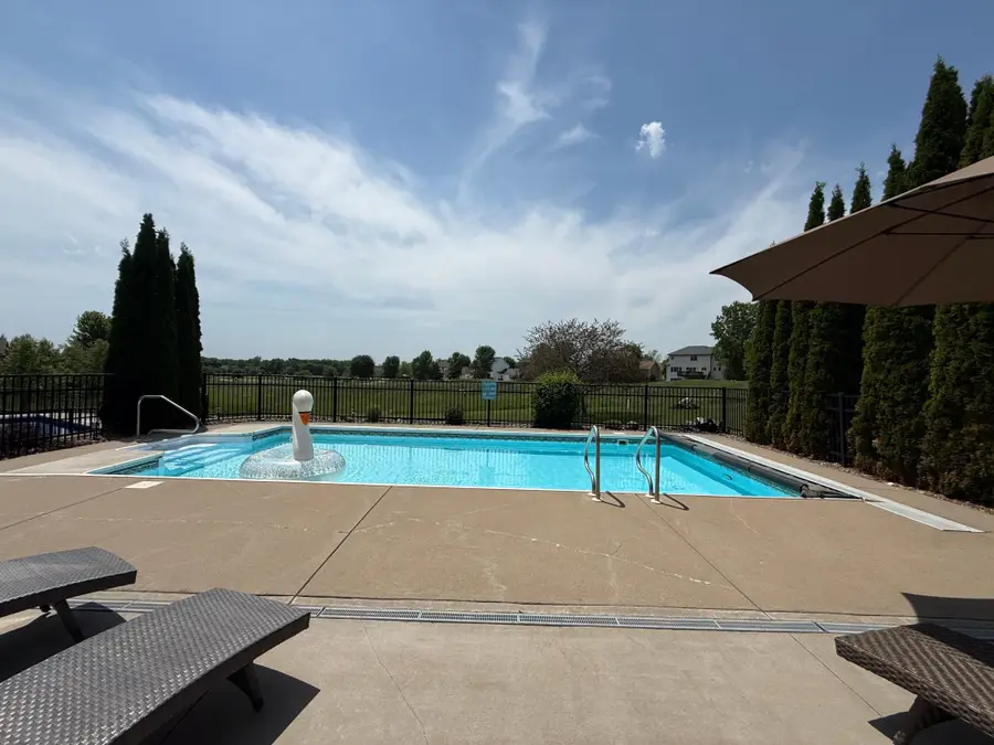 10121 93rd Street Ne, Otsego, MN 55362 - #2