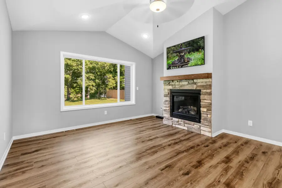 604 Nelson Lane, Center City, MN 55012 - #2