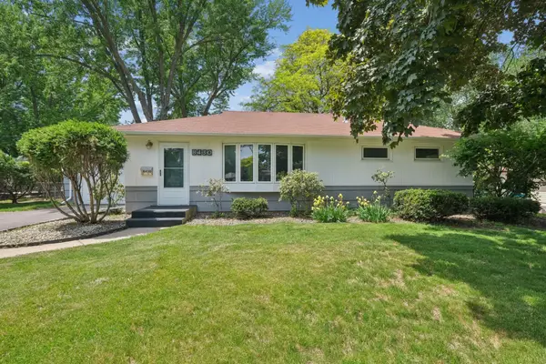 8430 Knox Avenue S, Bloomington, MN 55431
