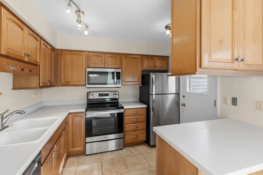 987 Carmel Court, Shoreview, MN 55126 - #3