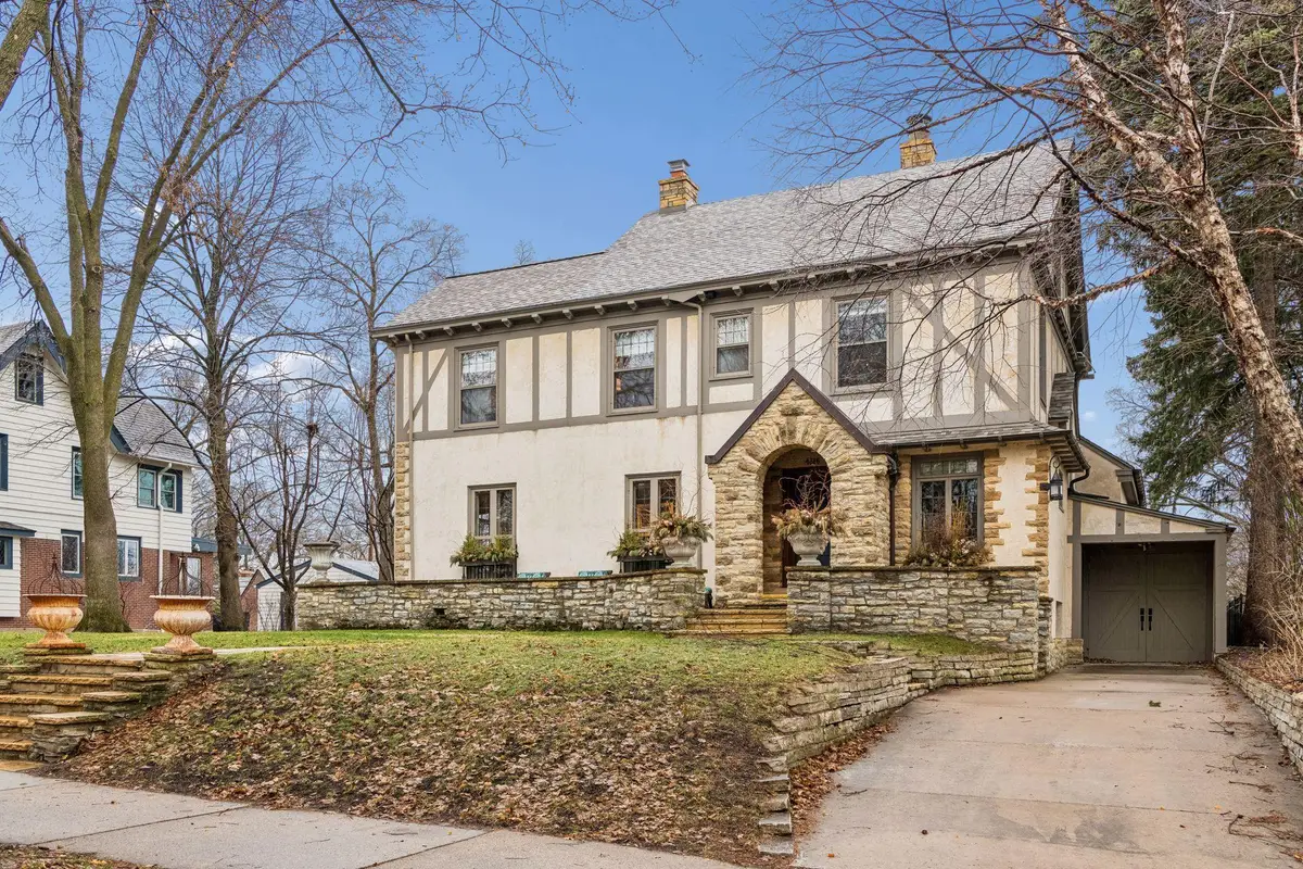 4316 Fremont Avenue S, Minneapolis, MN 55409 - #1