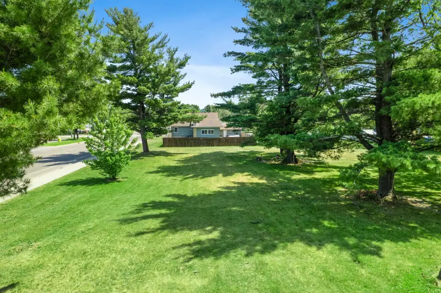 1000 W Lyon Avenue, Lake City, MN 55041 - #3
