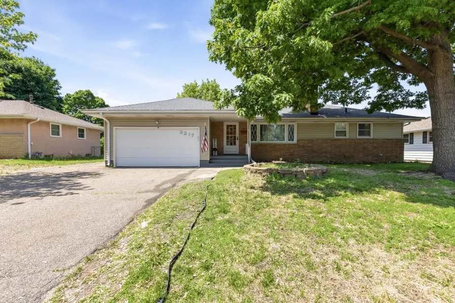 3217 Welcome Avenue N, Crystal, MN 55422 - #2