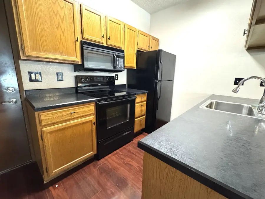 1507 34 1/2 Avenue S, Fargo, ND 58104 - #3