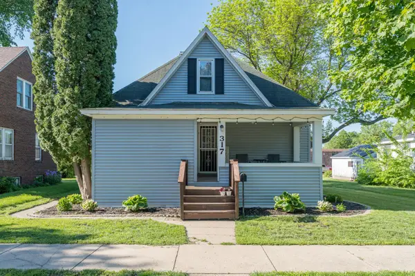 317 Walnut Street Sw, Sleepy Eye, MN 56085