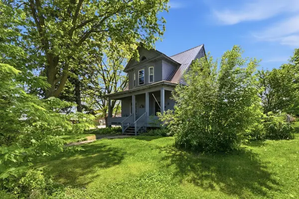 201 5th Street N, Grove City, MN 56243
