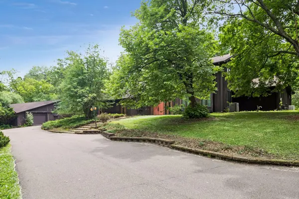 3 Angell Court, Sunfish Lake, MN 55118