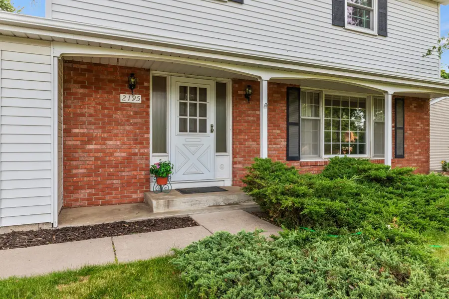 2195 Burr Street N, Maplewood, MN 55117 - #2