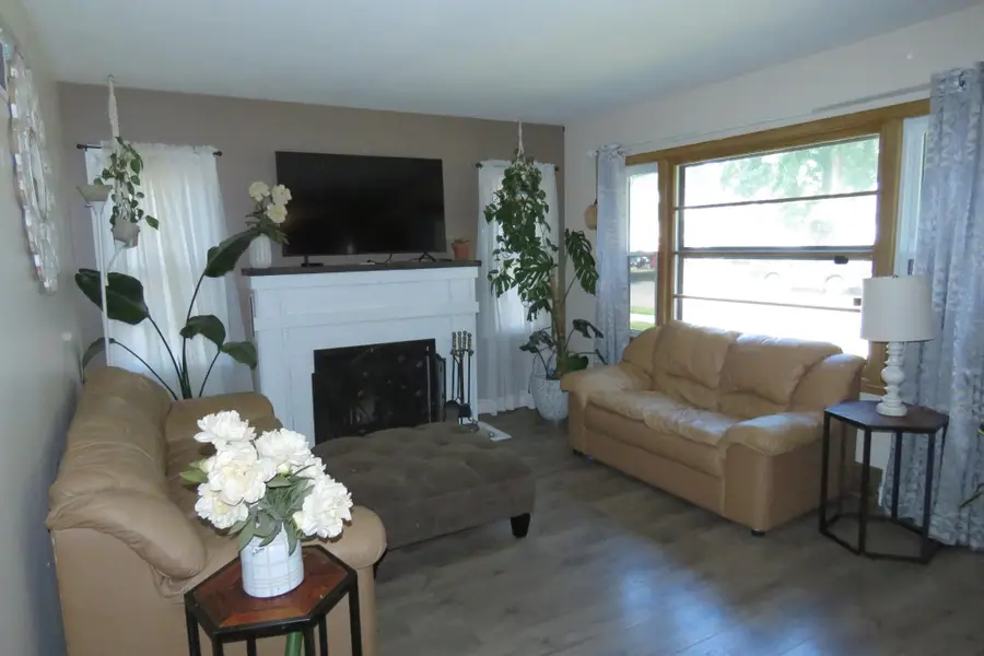 817 14th Avenue Ne, Rochester, MN 55906 - #2