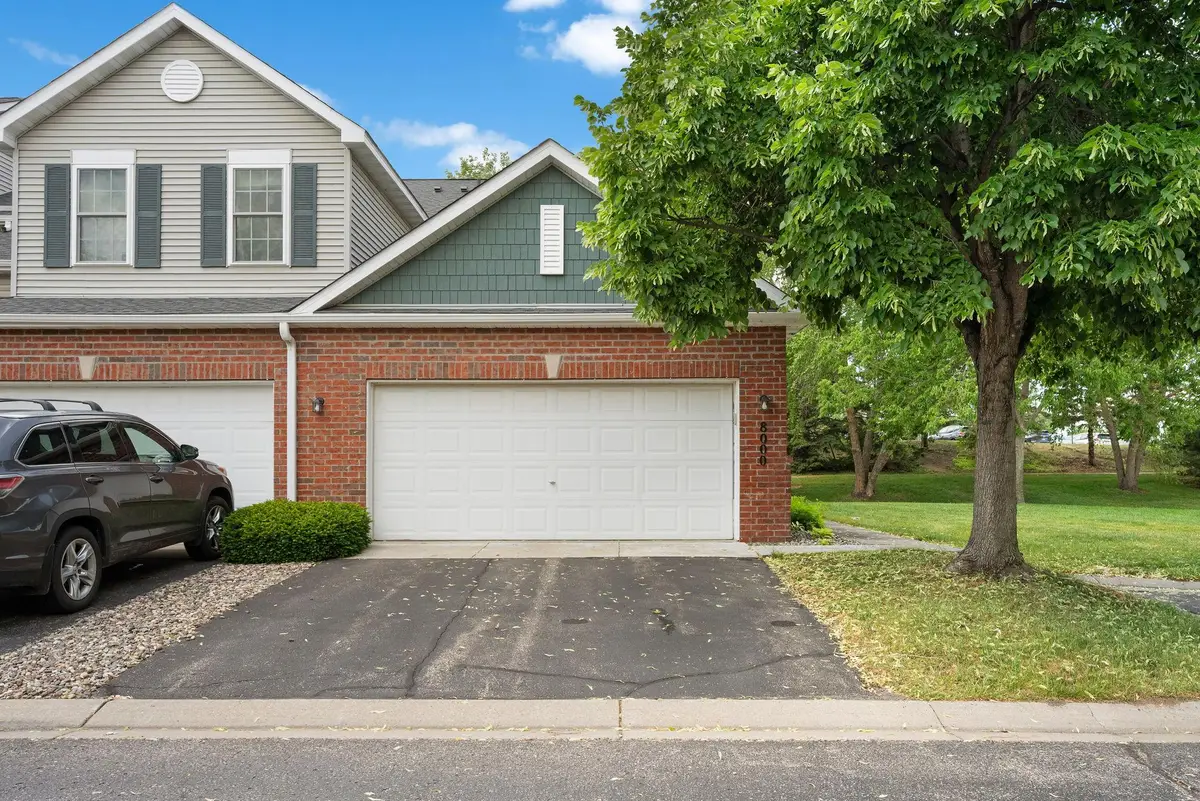 8000 Stratford Circle S, Shakopee, MN 55379 - #1