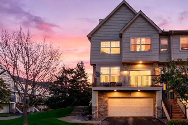 2423 NE 121 Circle Ne #F, Blaine, MN 55449