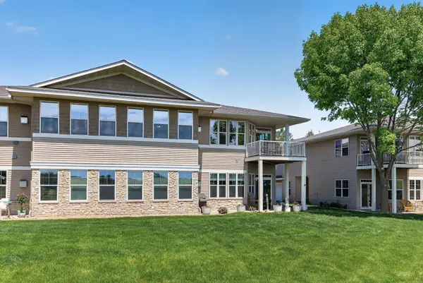 1171 Gallery Lane, Chaska, MN 55318