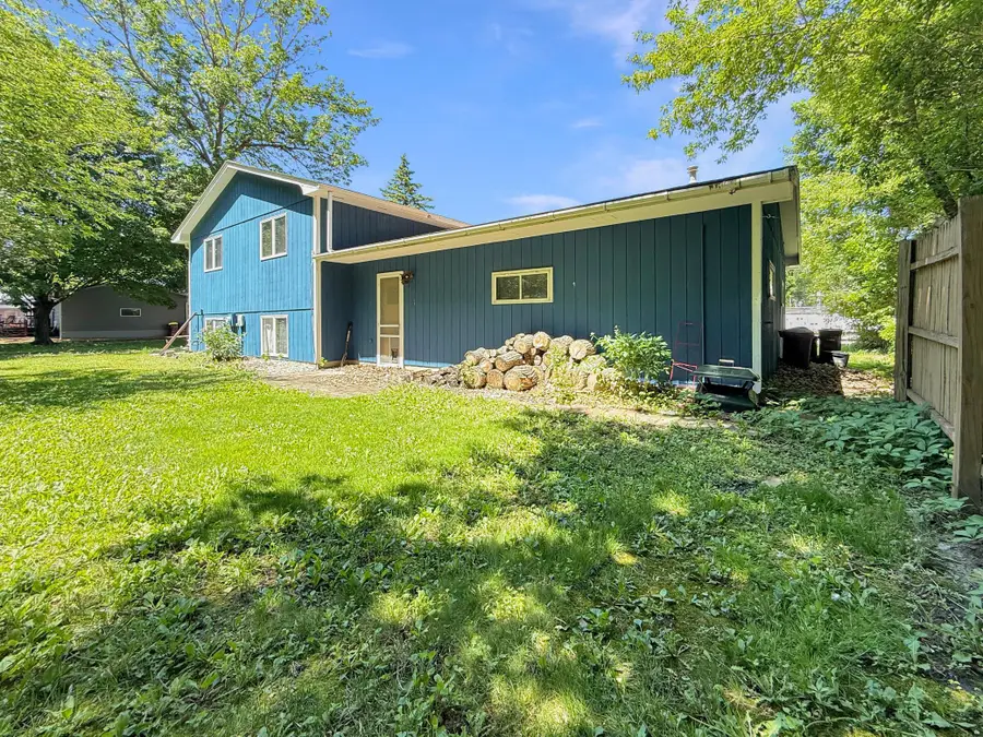 513 E Ciro Street, Truman, MN 56088 - #2