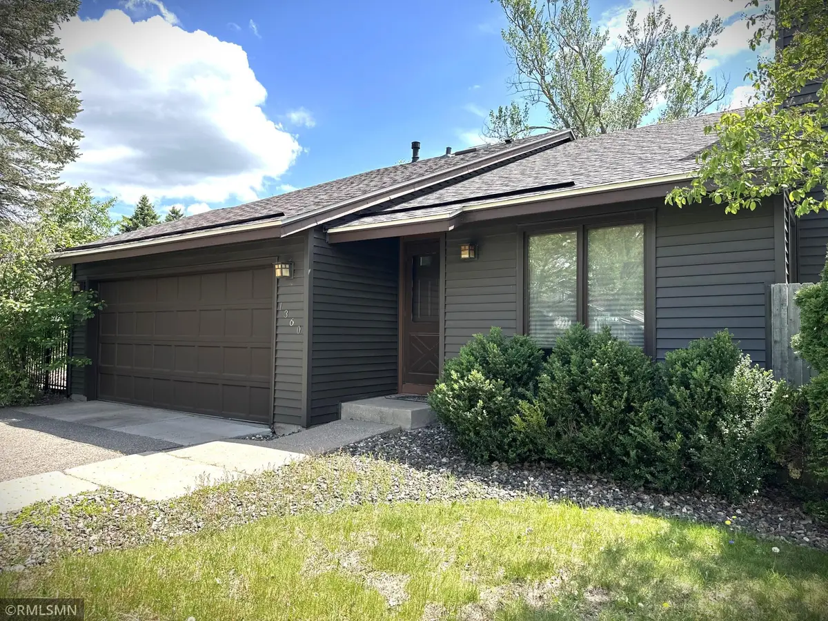 1360 Willow Creek Lane, Shoreview, MN 55126 - #1