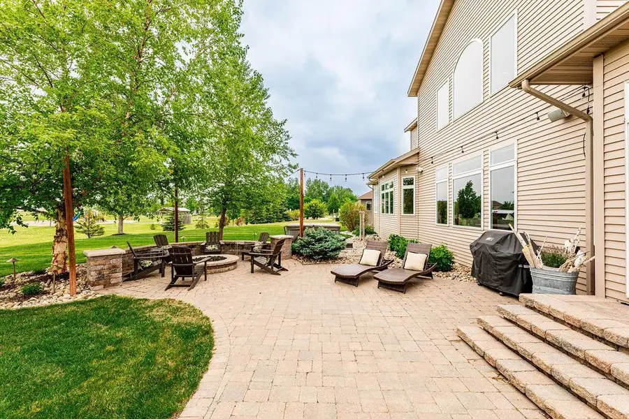 5827 Silverleaf Drive S, Fargo, ND 58104 - #3