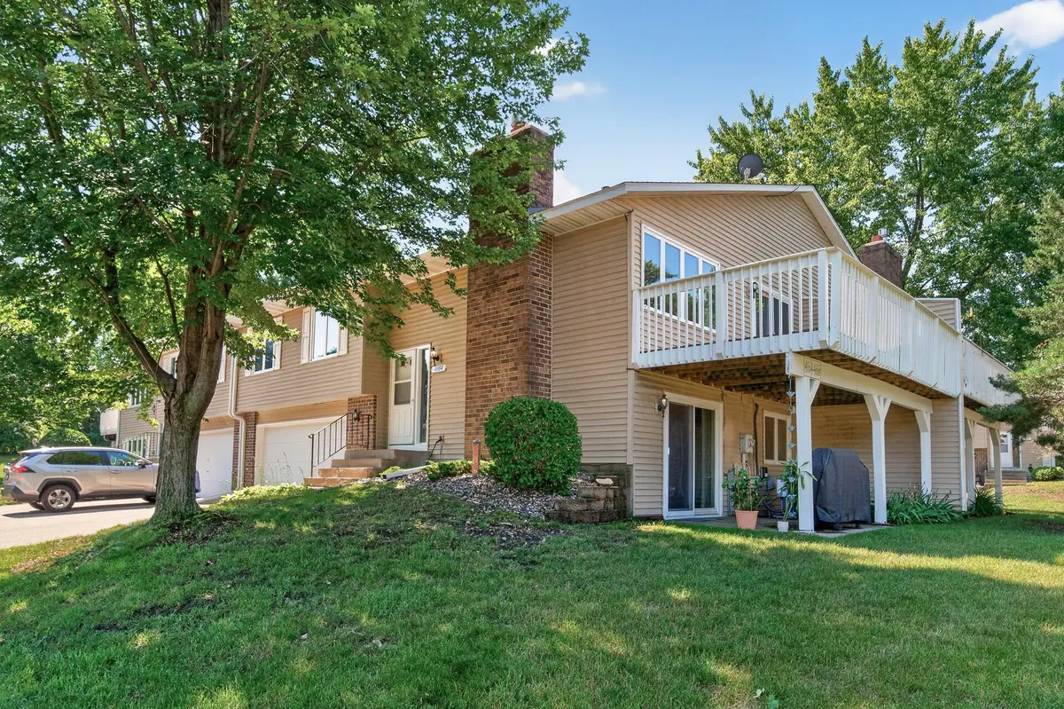 4664 Ridge Cliff Drive, Eagan, MN 55122 - #1