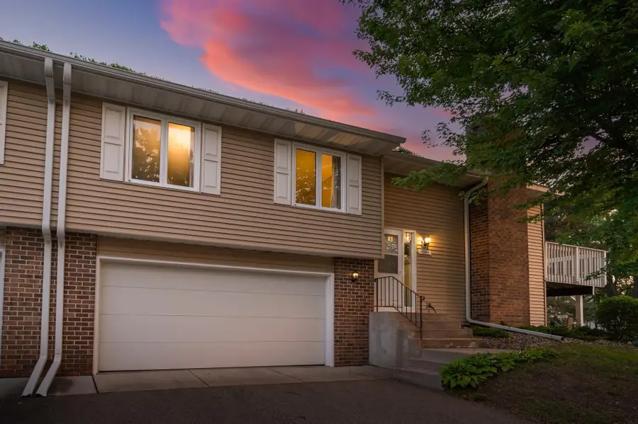 4664 Ridge Cliff Drive, Eagan, MN 55122 - #3