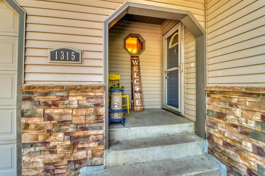 1315 Loring Avenue, Detroit Lakes, MN 56501 - #3