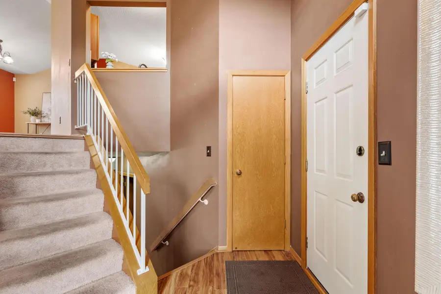 10283 Lee Drive, Eden Prairie, MN 55347 - #3
