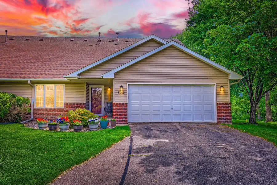 806 Boldt Street, Chaska, MN 55318 - #2