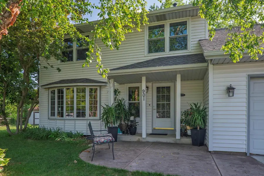 901 Southwind Drive, Burnsville, MN 55306 - #2