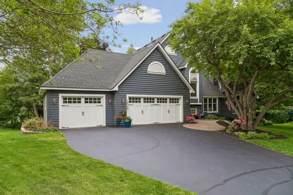 10730 Spoon Ridge, Eden Prairie, MN 55347