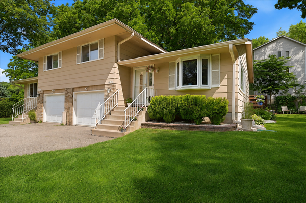 1906 Stryker Avenue, West Saint Paul, MN 55118