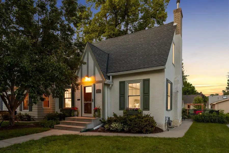 3123 Cleveland Street Ne, Minneapolis, MN 55418 - #2