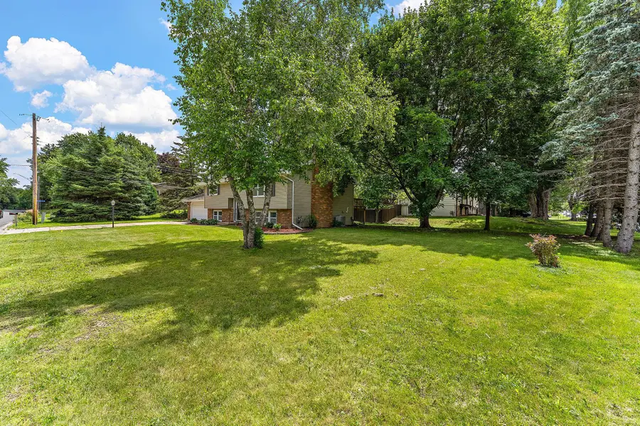 9311 47th Avenue N, New Hope, MN 55428 - #2
