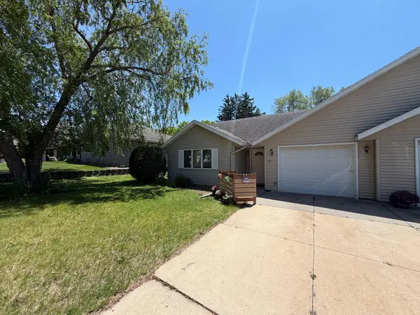 109 E 13th Street, Zumbrota, MN 55992