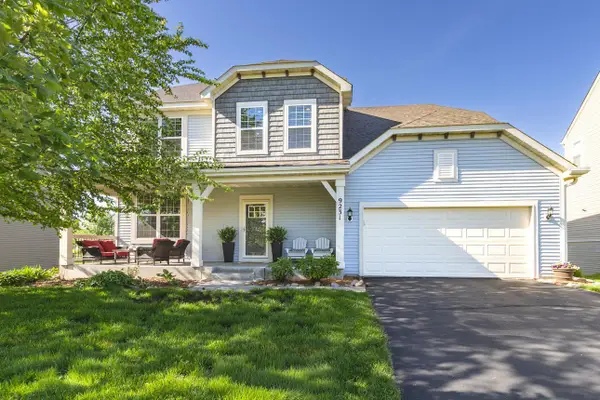 9231 Lighthouse Lane, Woodbury, MN 55129