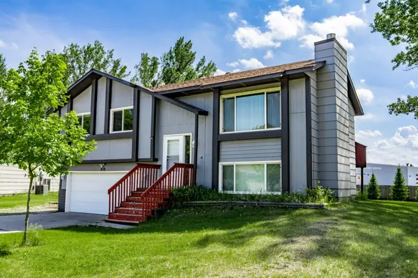 439 Birch Lane, Moorhead, MN 56560