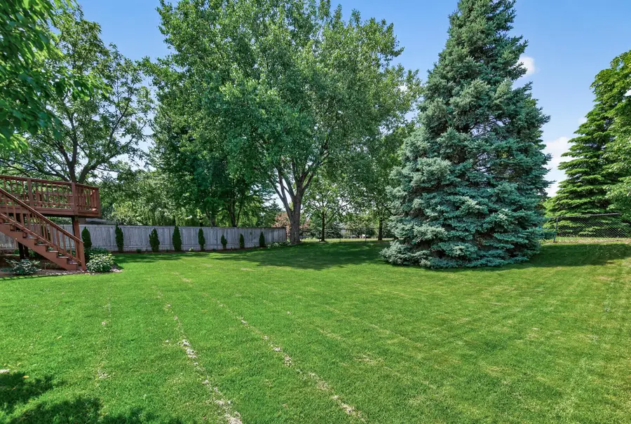 9850 Wynstone Drive, Woodbury, MN 55125 - #3