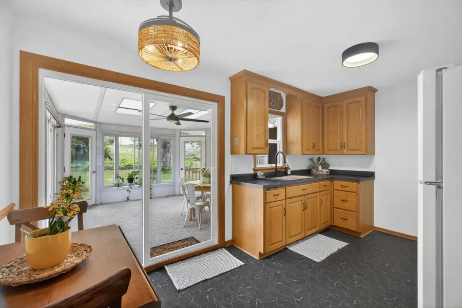 4943 Washington Street Ne, Columbia Heights, MN 55421 - #3