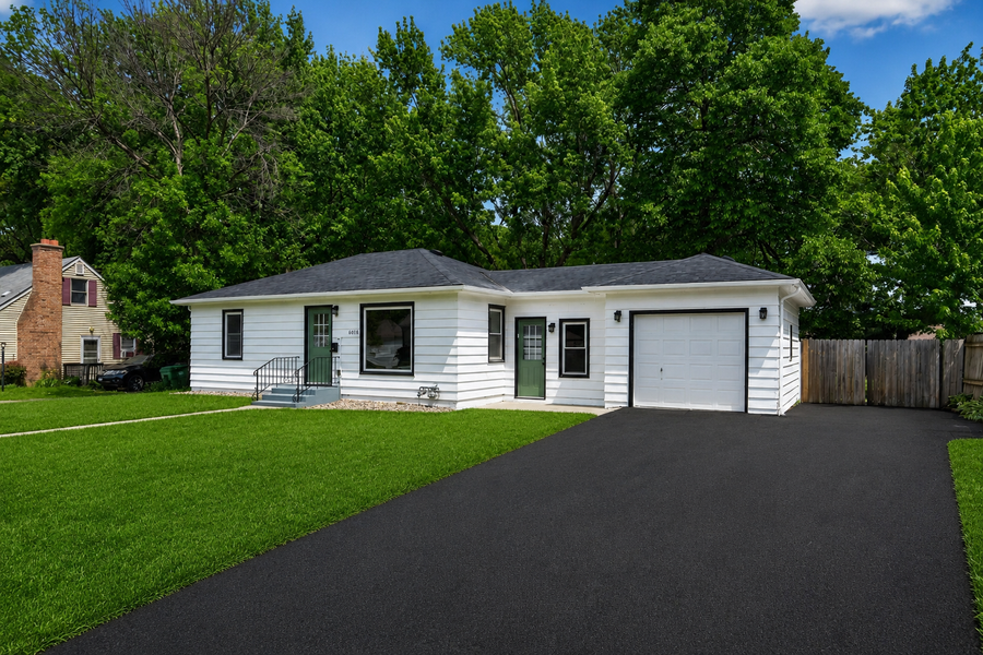 6018 Camden Avenue N, Brooklyn Center, MN 55430 - #2
