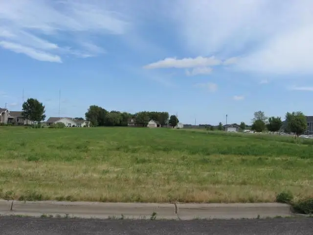1423 Prairie Avenue N, Glencoe, MN 55336 - #1