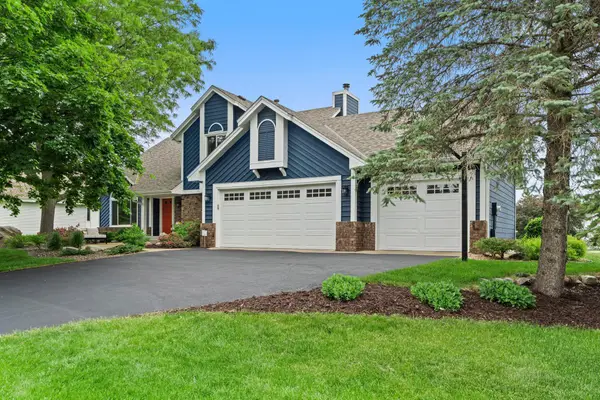 4150 Columbine Court, Vadnais Heights, MN 55127