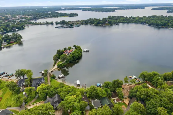 5510 Maple Heights Road, Excelsior, MN 55331