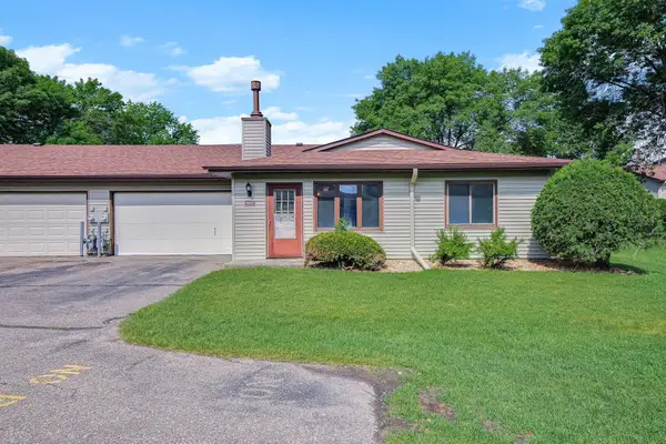 8642 S Maplebrook Circle, Brooklyn Park, MN 55445