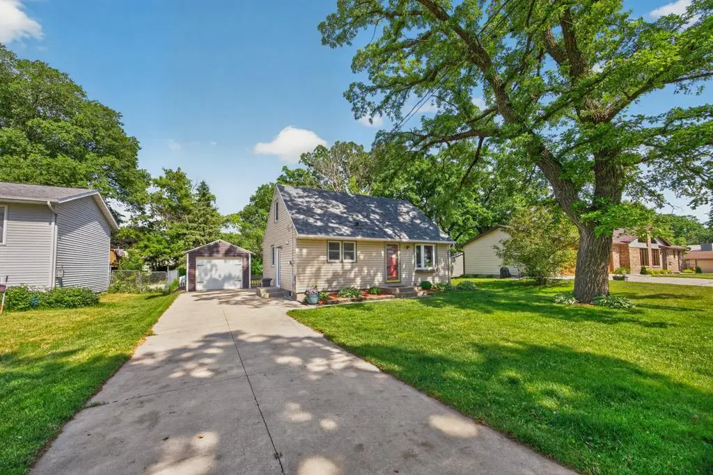 2214 2nd Avenue Sw, Rochester, MN 55902 - #1