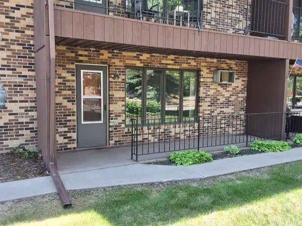2636 18th Street S #4, Fargo, ND 58103