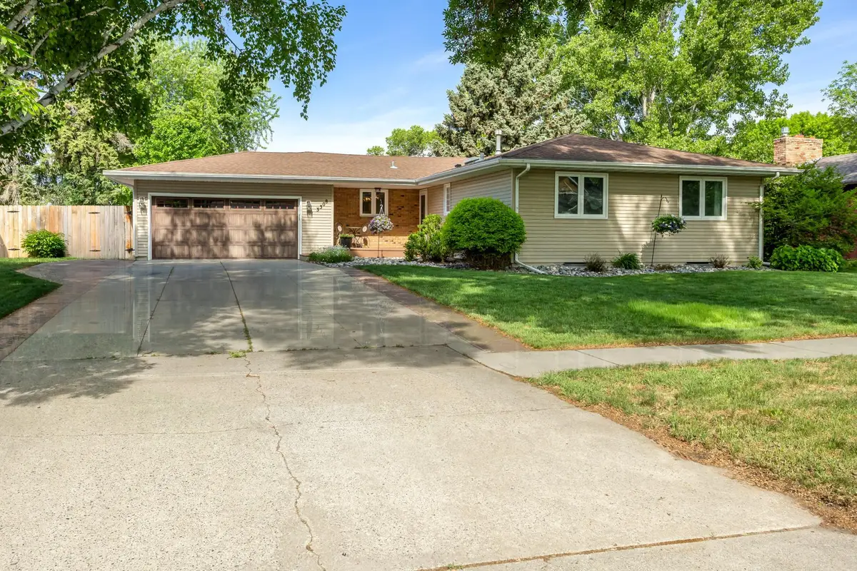 3308 Elm Street N, Fargo, ND 58102 - #1