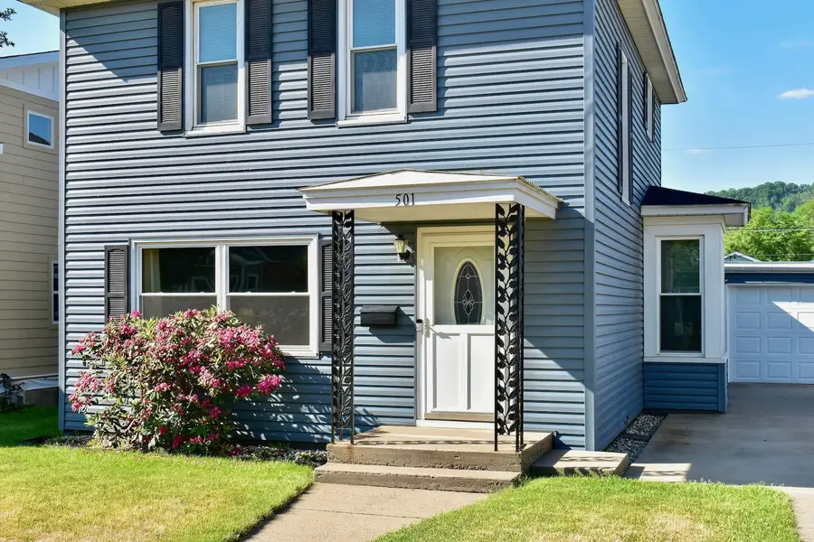 501 E Howard (10th) Street, Winona, MN 55987 - #2
