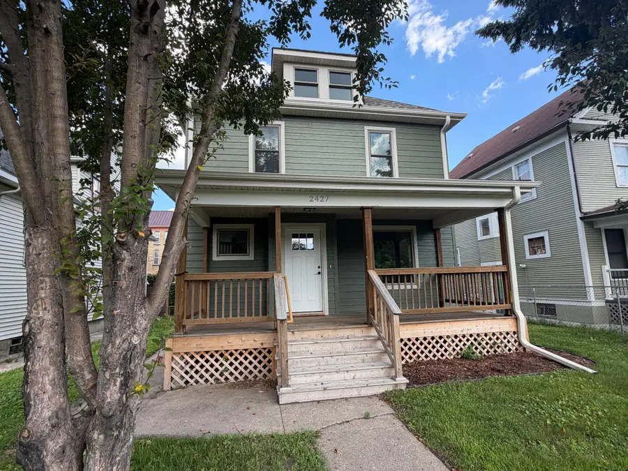 2427 17th Avenue S, Minneapolis, MN 55404 - #2