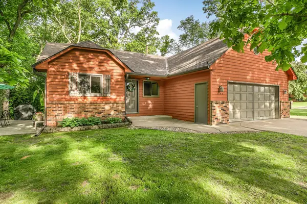 1703 6th Avenue N, Sartell, MN 56377