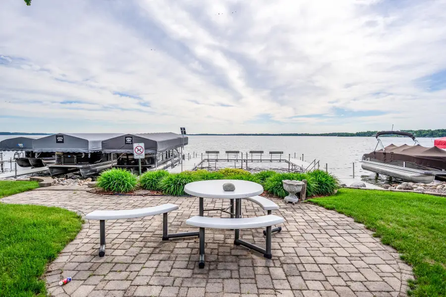 151 Lake Avenue N #102, Spicer, MN 56288 - #2